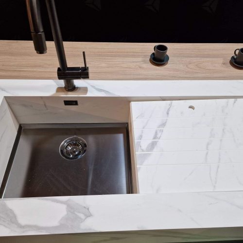 9343cd4b-04bb-49dc-9ab5-0cb467298555