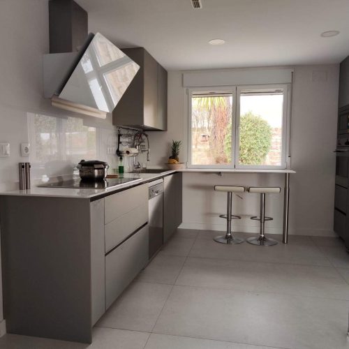 c06e9959-454d-4b57-9247-0658e7360f9e