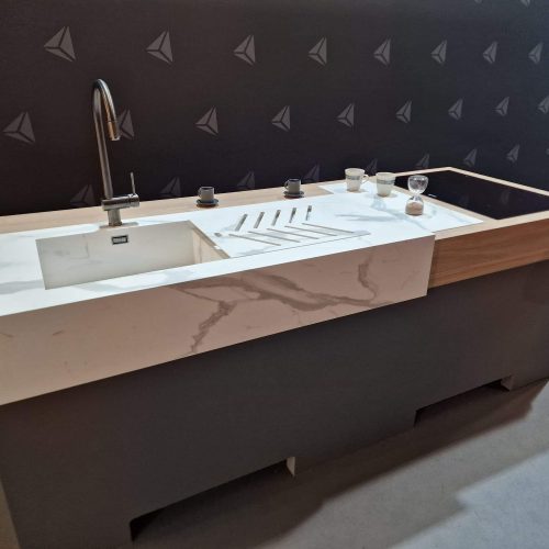 c8aa9c5c-d6a9-42f9-bdce-beeb5c4448bc